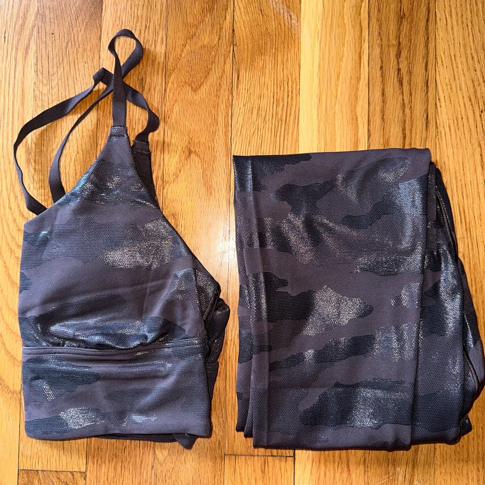 Offline by Aerie Purple Camo set